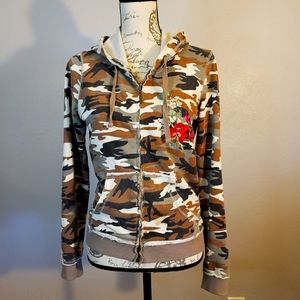 Romeo & Juliet Couture Camo Bedazzled Embroidered Hoodie sz M